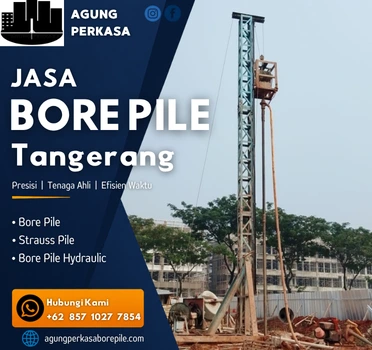 Proses pengeboran bore pile mini crane di Tangerang untuk pondasi rumah di Tangerang