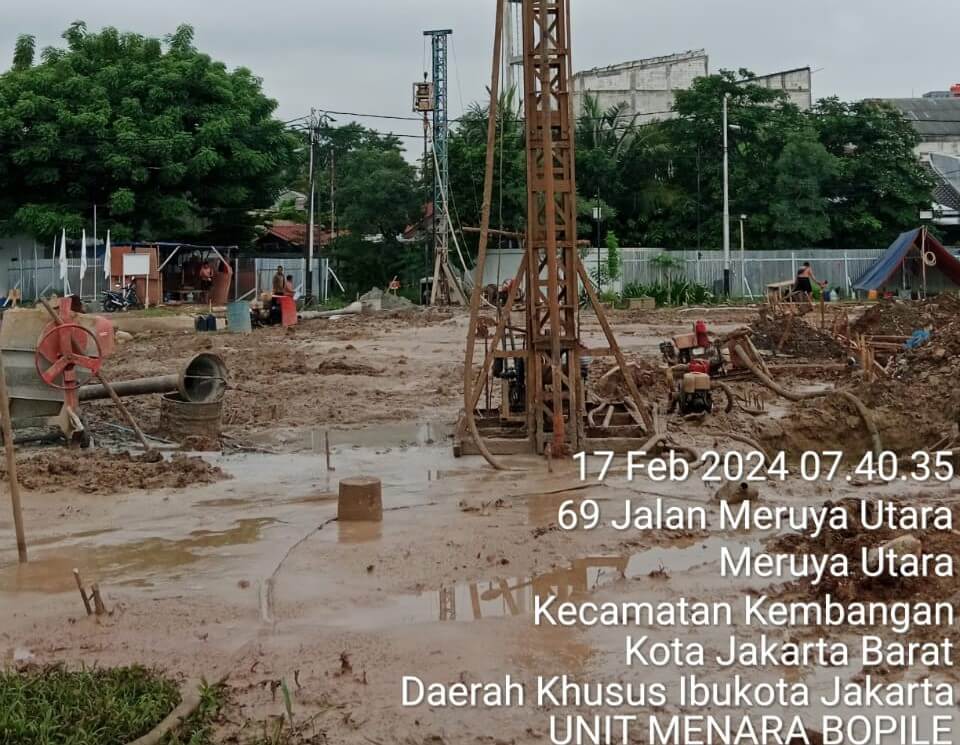Proyek borepile di Meruya